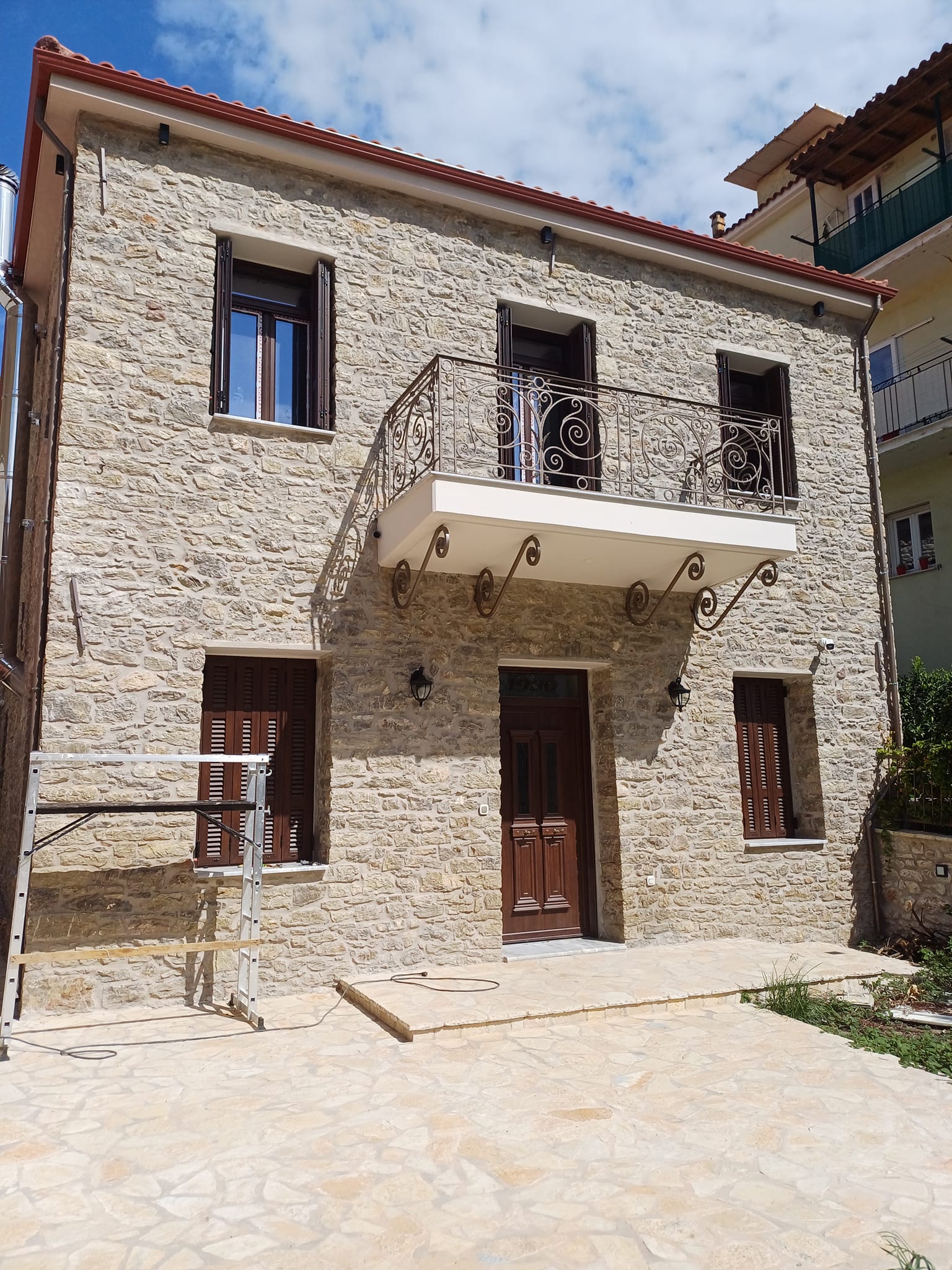 460925367 1709239646579893 4657025873792455450 n